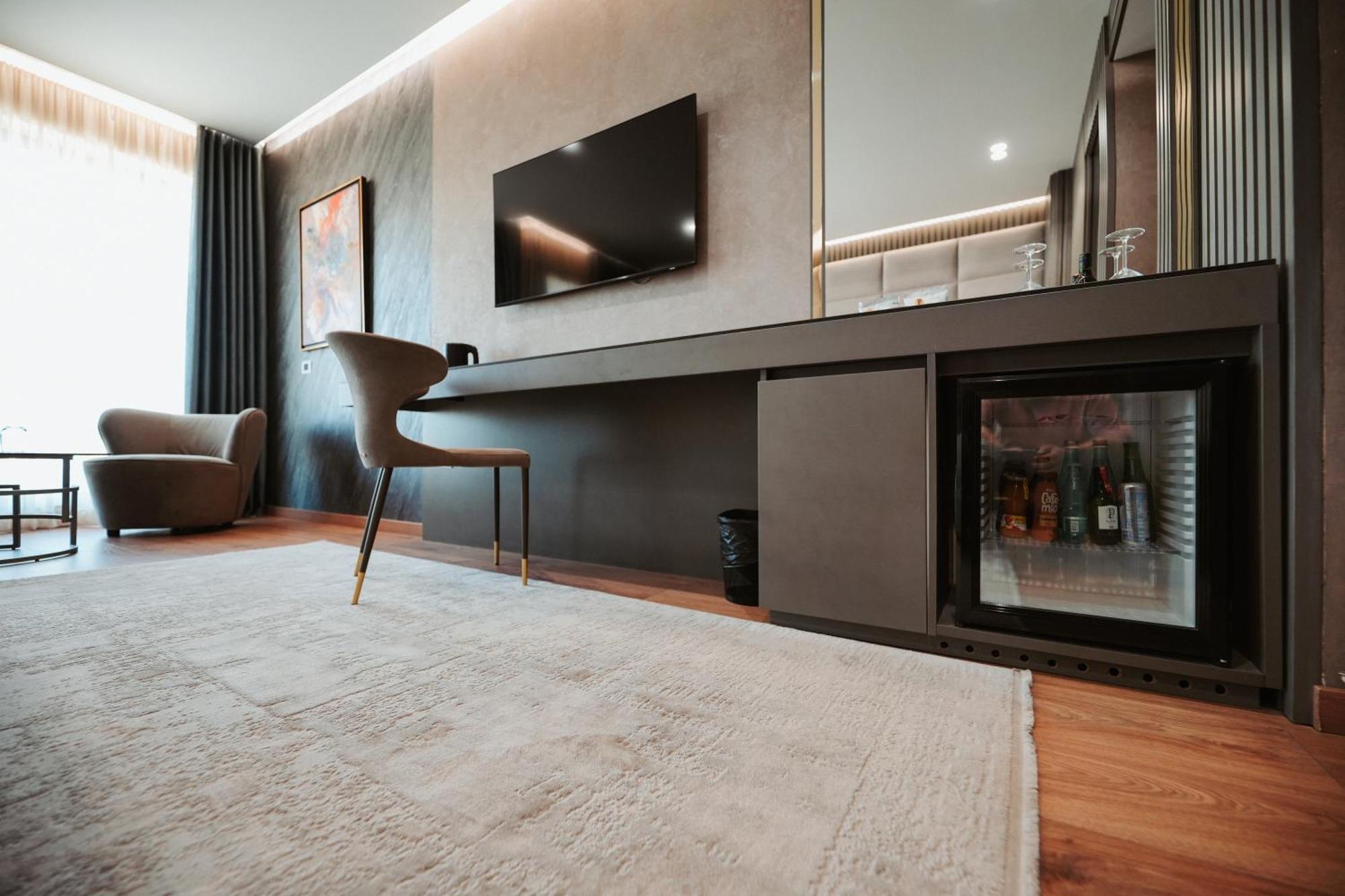 Marinaj Hotel & Spa Τίρανα Εξωτερικό φωτογραφία